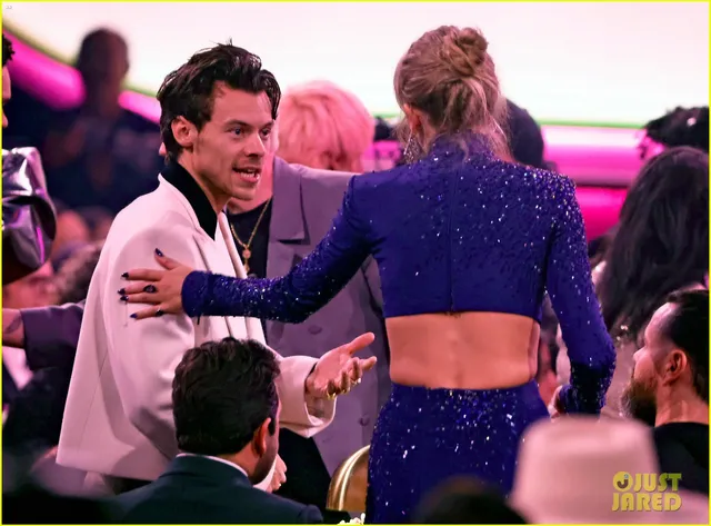 Taylor Swift và Harry Styles xoá tan tin đồn hiềm khích - Ảnh 1.