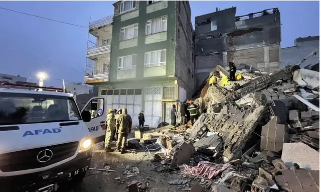 Động đất mạnh tại Thổ Nhĩ Kỳ gây thiệt hại nặng nề cho nước láng giềng Syria - Ảnh 2.