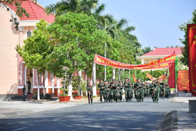 Kiên Giang: Hơn 1.000 vận động viên chạy thể thao quân sự - Ảnh 3.