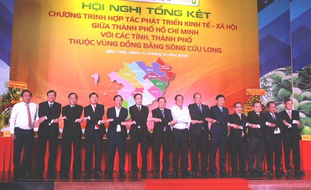 Thành phố Hồ Chí Minh hợp tác trên nhiều lĩnh vực với các tỉnh, thành Đồng bằng sông Cửu Long - Ảnh 4.