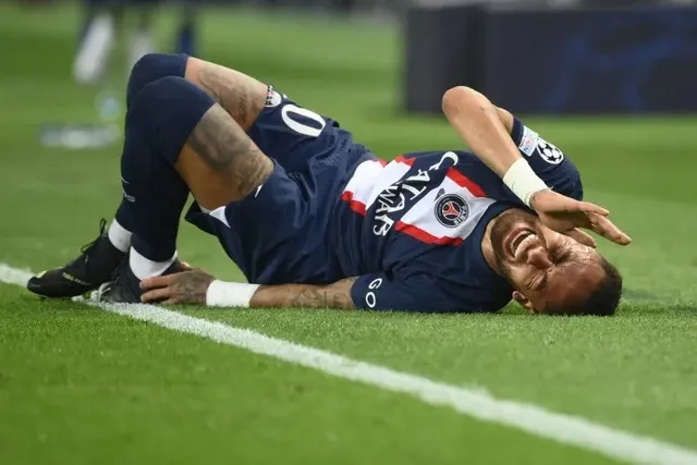 PSG muốn chia tay Neymar, Chelsea chưa thể gia hạn với Mason Mount - Ảnh 1.