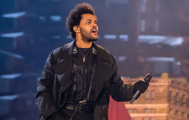 The Weeknd là nghệ sĩ nổi tiếng nhất thế giới - Ảnh 1.