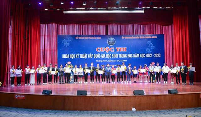 11 dự án đoạt giải Nhất Cuộc thi KHKT cấp quốc gia học sinh trung học 2023  - Ảnh 1.