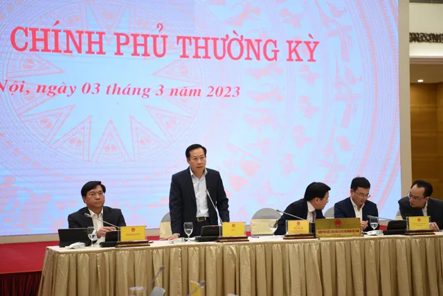 Bộ Y tế: Có tâm lý e ngại trong mua sắm thuốc, trang thiết bị y tế - Ảnh 1. Bộ Y tế: Có tâm lý e ngại trong mua sắm thuốc, trang thiết bị y tế - Ảnh 1.