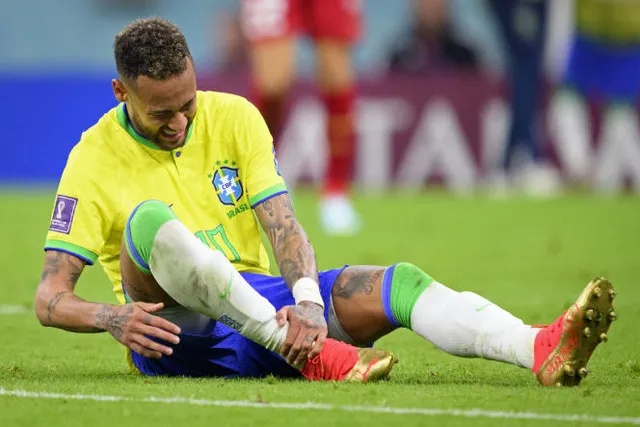 Neymar chính thức tạm biệt mùa 2022/23 - Ảnh 2.