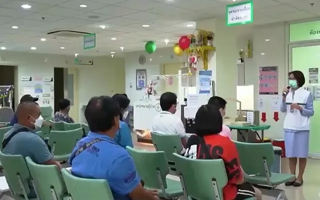 Thái Lan tăng trợ cấp cho tình nguyện viên y tế - Ảnh 1.