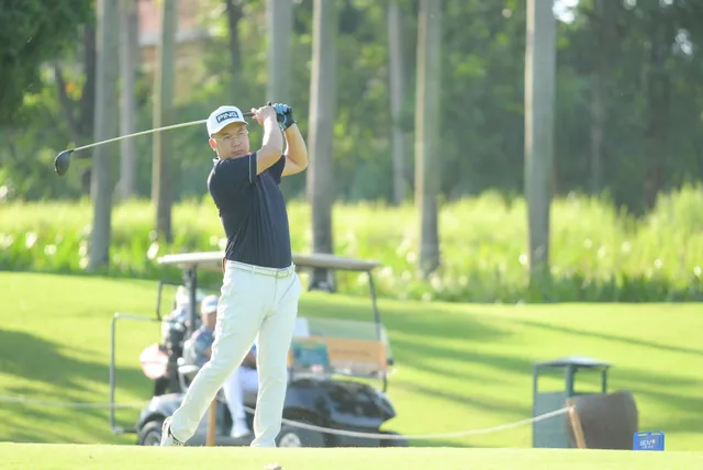 CLB nam Họ Nguyễn Thăng Long, nữ Khỉ Vàng vô địch giải golf các CLB Hà Nội Mở rộng - BIDV Cup 2023 - Ảnh 3.