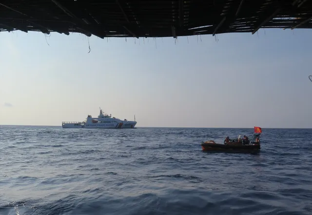 Vụ chìm tàu cá Quảng Nam: Kết thúc tìm kiếm 13 ngư dân mất tích trên biển - Ảnh 1.