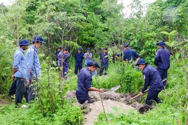 Kiên Giang ký kết hợp tác tìm kiếm hài cốt liệt sĩ với 4 tỉnh thuộc Campuchia - Ảnh 2.