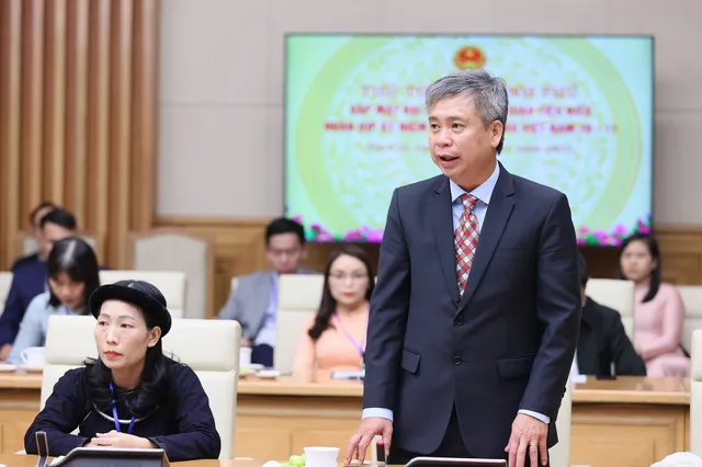 Thủ tướng Phạm Minh Chính: Tập trung hoàn thiện cơ chế, chính sách tuyển dụng, sử dụng, đãi ngộ giáo viên - Ảnh 2.