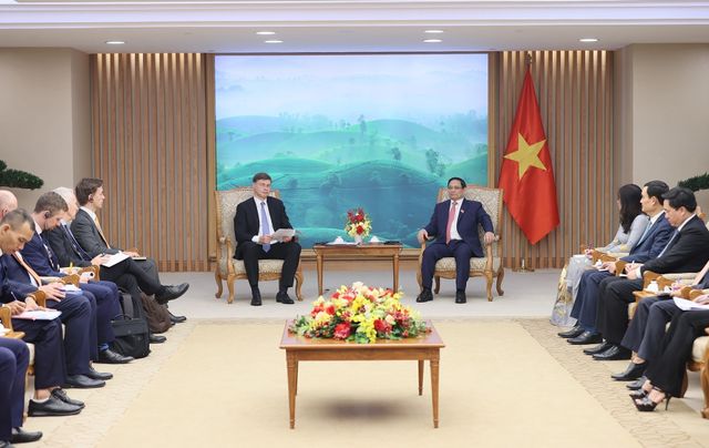 Thủ tướng Phạm Minh Chính tiếp Phó Chủ tịch Ủy ban châu Âu Valdis Dombrovski - Ảnh 2.