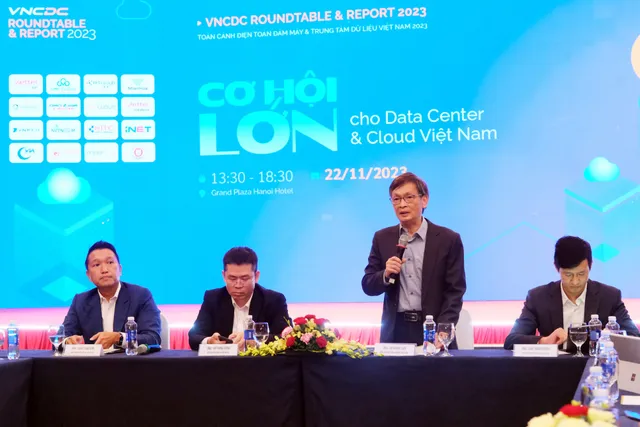 Internet Day 2023: Sáng kiến cho Internet thế hệ mới cùng cơ hội lớn cho trung tâm dữ liệu và điện toán đám mây Việt Nam - Ảnh 1. Internet Day 2023: Sáng kiến cho Internet thế hệ mới cùng cơ hội lớn cho trung tâm dữ liệu và điện toán đám mây Việt Nam - Ảnh 1.