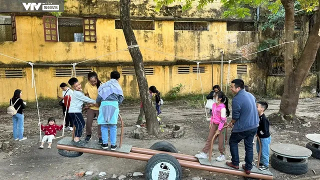 Nhiều trải nghiệm thú vị hút khách tại Lễ hội thiết kế sáng tạo Hà Nội 2023 - Ảnh 8. Nhiều trải nghiệm thú vị hút khách tại Lễ hội thiết kế sáng tạo Hà Nội 2023 - Ảnh 8.
