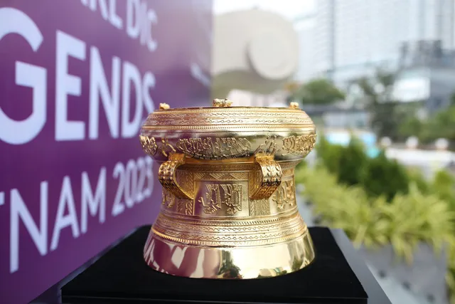 Cận cảnh chiếc Cúp độc đáo của Vinpearl DIC Legends Vietnam 2023 - Ảnh 3. Cận cảnh chiếc Cúp độc đáo của Vinpearl DIC Legends Vietnam 2023 - Ảnh 3.