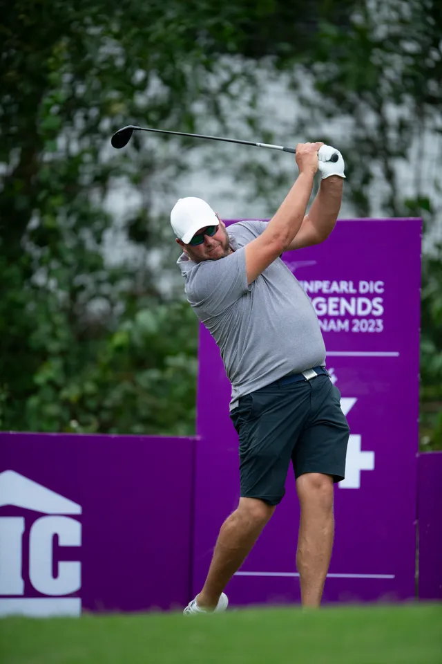 Chiêm ngưỡng các golfer huyền thoại vung gậy ở Vinpearl DIC Legends Việt Nam 2023 - Ảnh 6. Chiêm ngưỡng các golfer huyền thoại vung gậy ở Vinpearl DIC Legends Việt Nam 2023 - Ảnh 6.