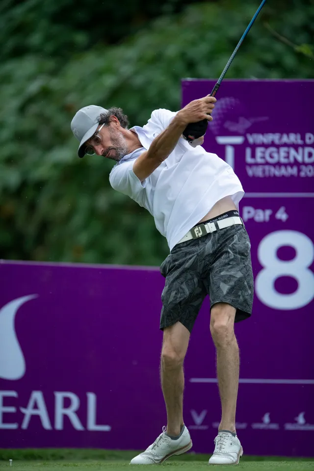 Chiêm ngưỡng các golfer huyền thoại vung gậy ở Vinpearl DIC Legends Việt Nam 2023 - Ảnh 4. Chiêm ngưỡng các golfer huyền thoại vung gậy ở Vinpearl DIC Legends Việt Nam 2023 - Ảnh 4.