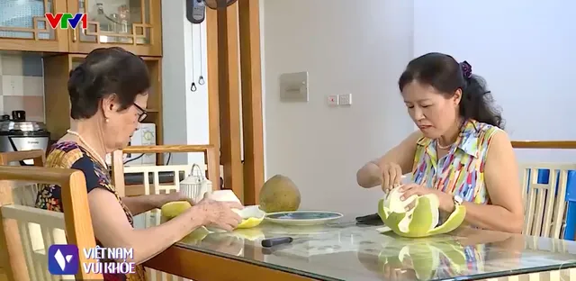 Người cao tuổi có nên “cắt bỏ” toàn bộ đường ra khỏi chế độ dinh dưỡng? - Ảnh 1. Người cao tuổi có nên “cắt bỏ” toàn bộ đường ra khỏi chế độ dinh dưỡng? - Ảnh 1.