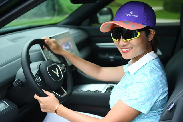 Nguyễn Gia Bảo, nữ tay đua yêu tốc độ, mê golf và thích khẳng định vị thế dẫn đầu - Ảnh 1. Nguyễn Gia Bảo, nữ tay đua yêu tốc độ, mê golf và thích khẳng định vị thế dẫn đầu - Ảnh 1.