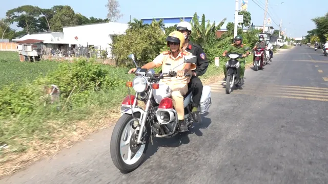 Tăng cường công tác đấu tranh chống buôn lậu, gian lận thương mại dịp cuối năm - Ảnh 1.