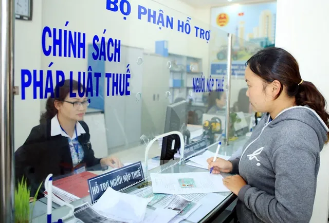 Kinh doanh online nợ thuế có thể bị cấm xuất cảnh - Ảnh 1.