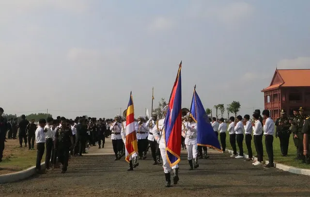 Campuchia khánh thành đại bảo tháp hài cốt chiến sĩ cứu quốc - Ảnh 2.