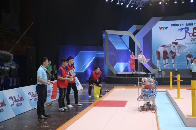 Những chiến thắng tuyệt đối Chey-Yo đầu tiên tại vòng loại Robocon Việt Nam 2023 - Ảnh 20.