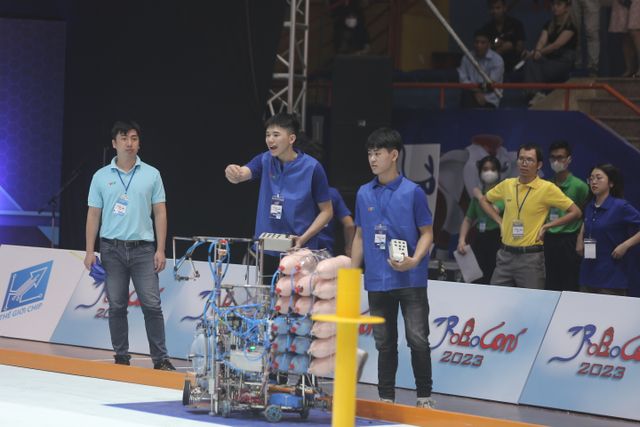 Những chiến thắng tuyệt đối Chey-Yo đầu tiên tại vòng loại Robocon Việt Nam 2023 - Ảnh 26.