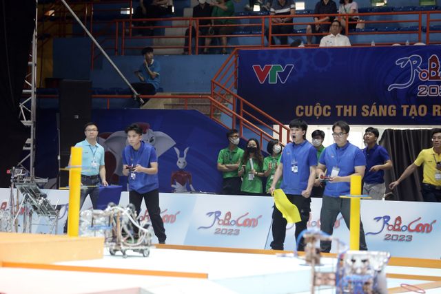 Những chiến thắng tuyệt đối Chey-Yo đầu tiên tại vòng loại Robocon Việt Nam 2023 - Ảnh 53.