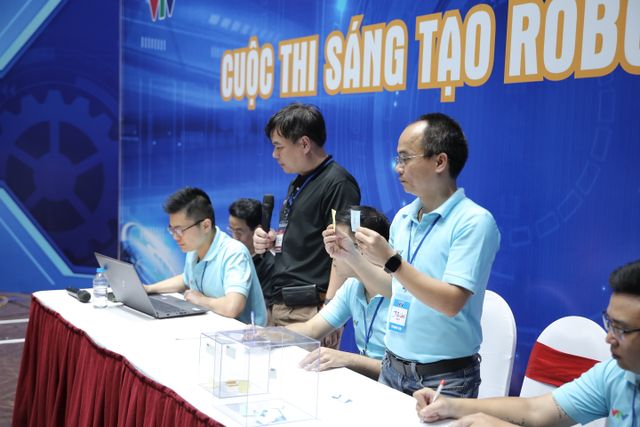 Sẵn sàng cho các trận đấu tại vòng loại 2 Robocon Việt Nam 2023 khu vực phía Bắc - Ảnh 19.