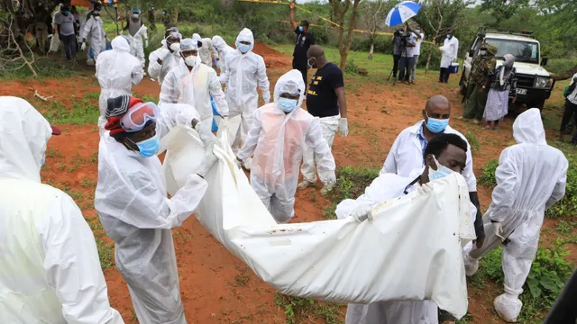 Kenya: Người đứng đầu giáo phái bị buộc tội khiến hàng chục tín đồ nhịn đói đến chết - Ảnh 1.