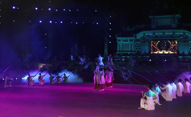 Khai mạc Festival nghề truyền thống Huế 2023 - Ảnh 2.