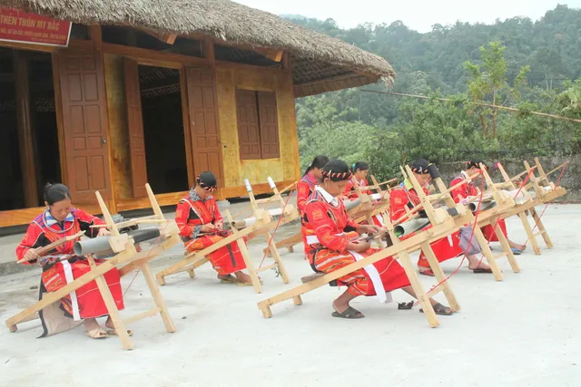 Hà Giang lấy bảo tồn văn hóa để phát triển du lịch bền vững - Ảnh 5. Hà Giang lấy bảo tồn văn hóa để phát triển du lịch bền vững - Ảnh 5.