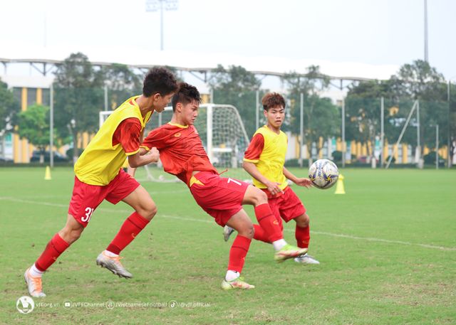 ĐT U17 Việt Nam tích cực rèn luyện, hướng tới VCK U17 châu Á 2023 - Ảnh 3.