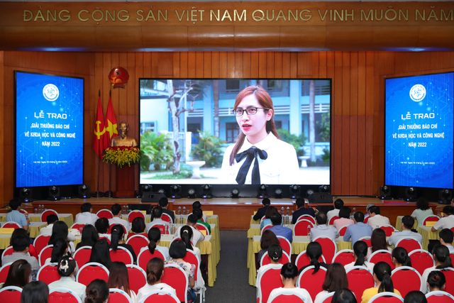 Trao giải thưởng báo chí về khoa học và công nghệ năm 2022 - Ảnh 1.