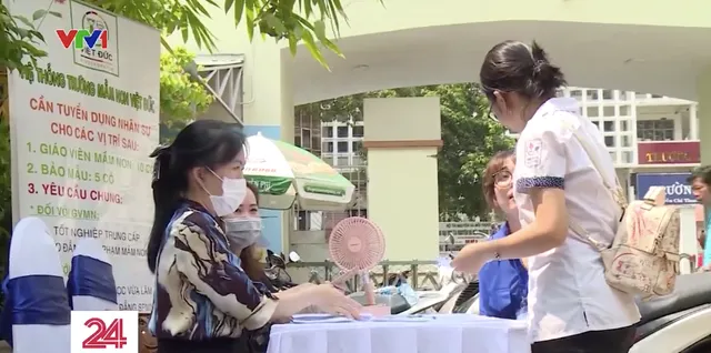 Nhiều trường mầm non tại TP Hồ Chí Minh loay hoay tuyển giáo viên - Ảnh 2.