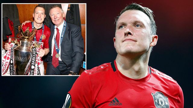 Manchester United chia tay Phil Jones - Ảnh 1.