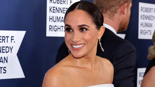 Nguyên nhân Meghan Markle cắt đứt quan hệ với bạn bè cũ - Ảnh 1.