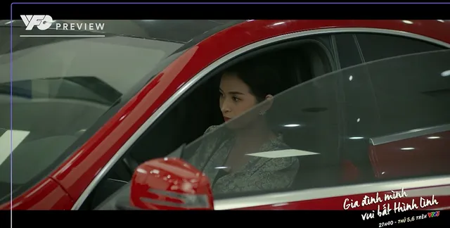 Gia đình mình vui bất thình lình - Tập 18: Thấy gái xinh, Thành rung rinh quên ngay lời vợ dặn? - Ảnh 2. Gia đình mình vui bất thình lình - Tập 18: Thấy gái xinh, Thành rung rinh quên ngay lời vợ dặn? - Ảnh 2.