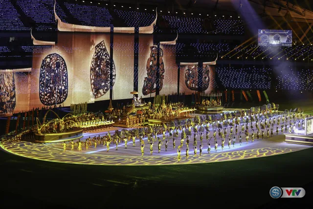 ẢNH: Lễ khai mạc SEA Games 32 – bữa tiệc ánh sáng, lung linh sắc màu - Ảnh 13. ẢNH: Lễ khai mạc SEA Games 32 – bữa tiệc ánh sáng, lung linh sắc màu - Ảnh 13.