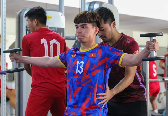 ĐT U22 Việt Nam tích cực hồi phục, duy trì thể lực chuẩn bị cho trận đấu với U22 Malaysia - Ảnh 5. ĐT U22 Việt Nam tích cực hồi phục, duy trì thể lực chuẩn bị cho trận đấu với U22 Malaysia - Ảnh 5.