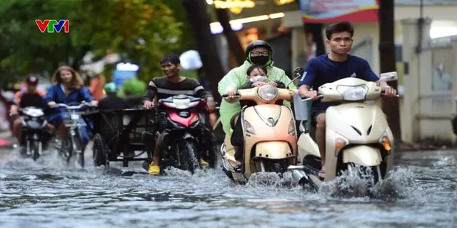 Nhiều tỉnh thành phía Nam đón mưa “giải nhiệt” sau nắng nóng kỷ lục - Ảnh 1.