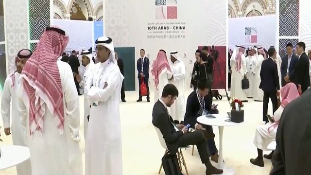 Saudi Arabia - Trung Quốc ký kết hàng loạt thỏa thuận đầu tư - Ảnh 1.