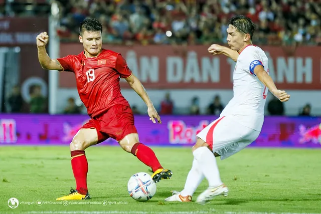 ĐT Việt Nam thắng tối thiểu trong trận đấu đầu tiên cùng HLV Troussier - Ảnh 1.