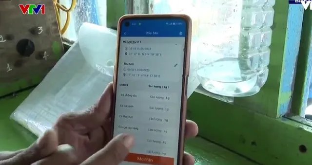 Ngư dân tiếp cận công nghệ ghi nhật ký điện tử - Ảnh 1.
