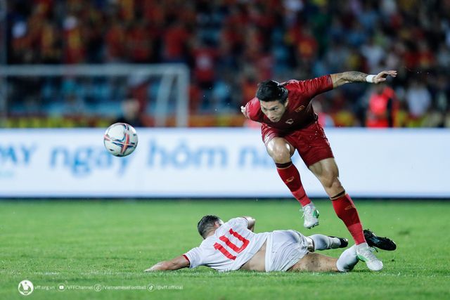 HLV Philippe Troussier: “Tôi hài lòng vì đội vừa thắng, vừa đạt mục tiêu về cách thắng”  - Ảnh 3.