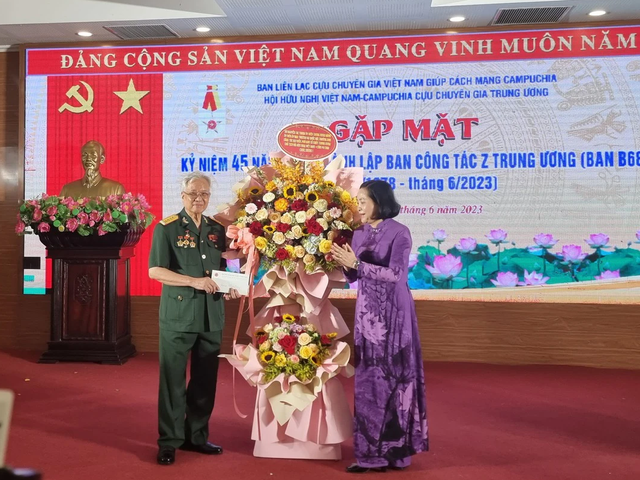 Gặp mặt kỷ niệm 45 năm ngày thành lập Ban Công tác Z Trung ương - Ảnh 3.