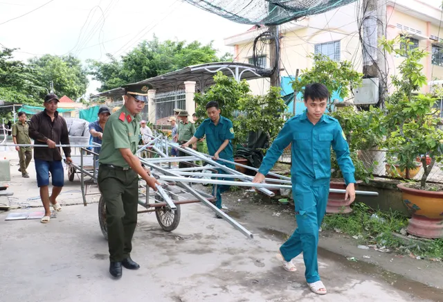 Vĩnh Long: Chủ động các phương án ứng phó với sạt lở bờ sông - Ảnh 2.