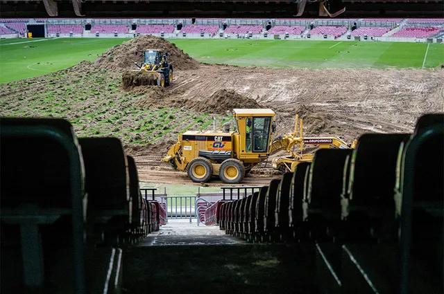 Barcelona bắt đầu tiến hành nâng cấp sân Nou Camp - Ảnh 1.