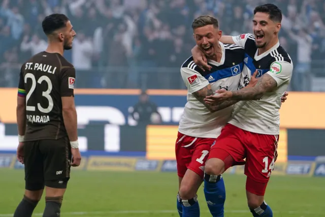 Stuttgart trụ hạng thành công tại Bundesliga - Ảnh 1. Stuttgart trụ hạng thành công tại Bundesliga - Ảnh 1.