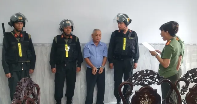 Bắt tạm giam nguyên Hiệu trưởng Trường Đại học Đồng Nai - Ảnh 2. Bắt tạm giam nguyên Hiệu trưởng Trường Đại học Đồng Nai - Ảnh 2.